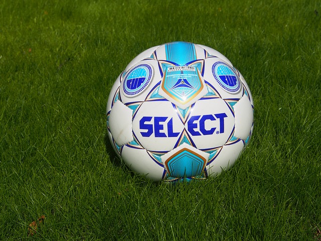 详细了解比 详细了解比